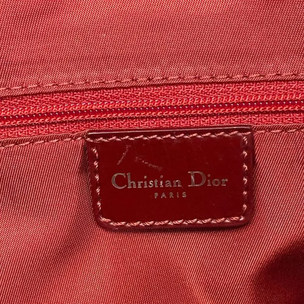 Dior christian logogram